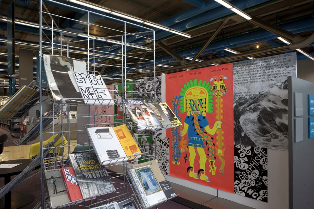 Salon :"Graphisme now", à la Bibliothèque publique d'information (bibliothèque publique du Centre Pompidou), du 24 février au 9 mai. http://www.bizzarri-rodriguez.com/ http://www.comedebouchony.com/ http://www.buildingparis.fr/#cinema http://large.la/tag/graphic-design/ http://piloteparis.com/ http://cataloged.cc/ http://www.s-y-n-d-i-c-a-t.eu/ http://spassky-fischer.fr/ http://tusaisqui.fr/ http://pierrevanni.tumblr.com/  Hervé Véronèse © 